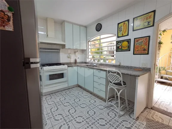 Imagem Casa de Vila à venda com 3 quartos, sendo 3 suítes, em Vila Madalena, São Paulo - SP