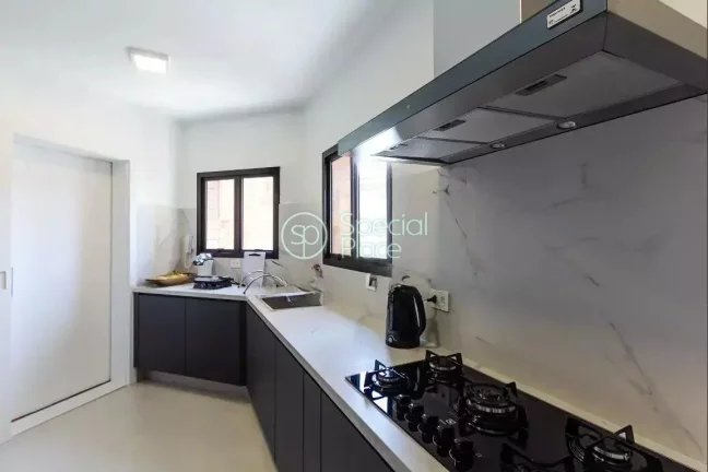 Imagem Ótima localização! Excelente planta 168 metros 4 dormitórios 3 suítes 4 banheiros 2 vagas Pisci...
