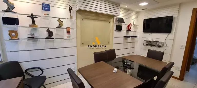 Imagem Barra Da Tijuca - Cond O2 Corporate - Vendo Maravilhosa Loja Triplex com 78m² totalmente reformada pronta para uso!