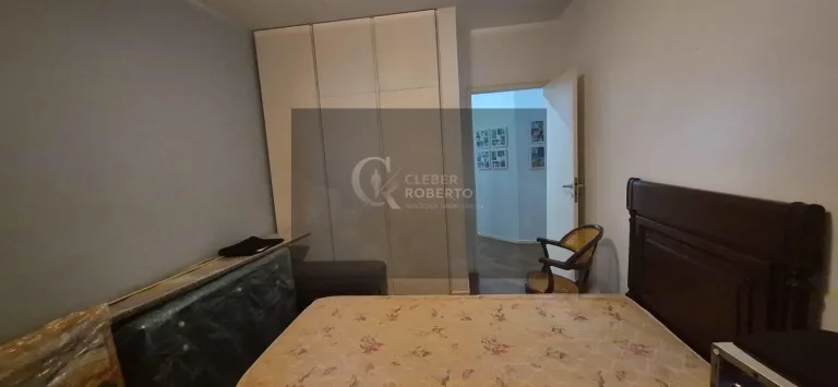 Imagem Apartamento com 4 Quartos e 6 banheiros à Venda, 318 m² por R$ 750.000
