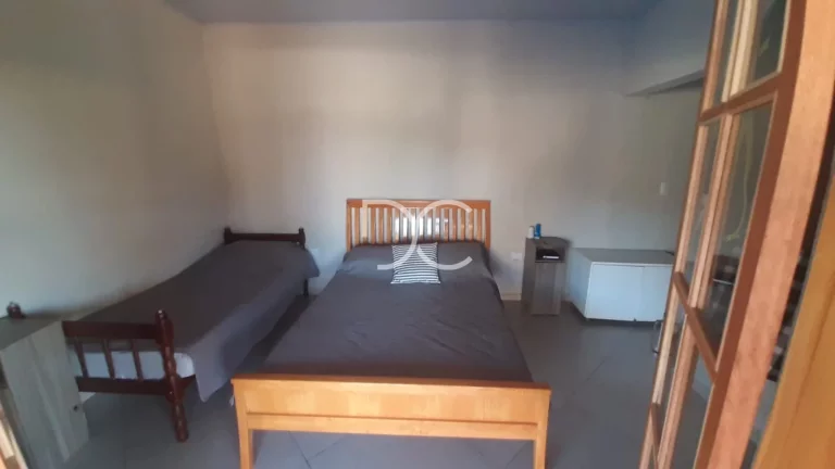 Imagem Venda Chácara | AT 1080 m² | AC 240 m² | 4Dorm | 4 Suítes | 4 Banheiros | 10 Vagas