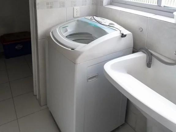 Imagem Apartamento com 3 dormitórios à venda, 130 m² por R$ 360.000,00 - Enseada - Guarujá/SP