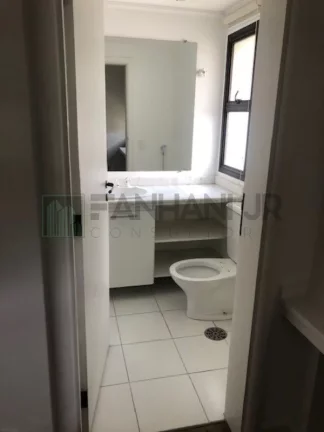Imagem Apartamento para locação de alto padrão no Jardim Europa, São Paulo-SP: 4 quartos, 3 suítes, 3 salas, 5 banheiros, 3 vagas, 250m².