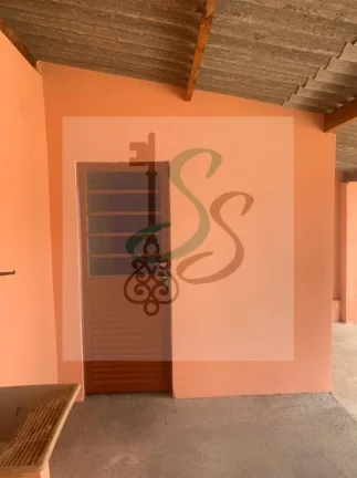 Imagem Venda de casa no Jardim Santa Lúcia, Campinas. 3 dormitórios com ventilador, sala com ventilador, 2 banheiros sendo 1 com box, 2 cozinhas sendo 1 com
