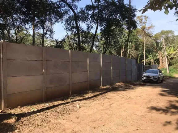 Imagem Cond. Jd Colibri (LOTE) 1.000 m² limpo e pronto p/ construir!