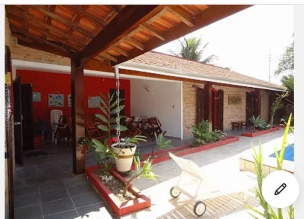 Imagem Casa para Temporada em Ubatuba / SP no bairro Lázaro (Praia Domingos Dias)