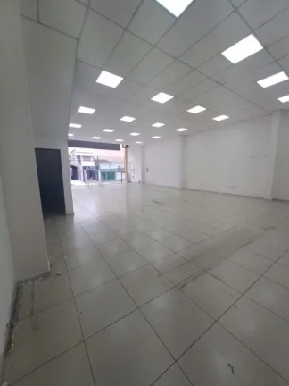 Imagem Salão para alugar, 423 m² por R$ 12.361,35/mês - Centro - Poá/SP
