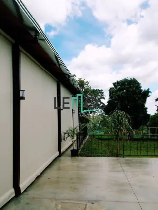 Imagem VENDE-SE CHACARA PARA EVENTOS ( EXCELENTE OPORTUNIDADE PARA INVESTIMENTO )