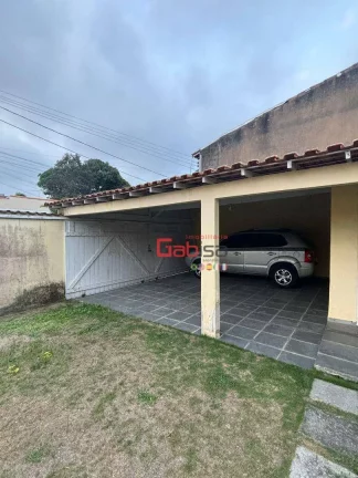 Imagem Casa com 2 dormitórios à venda, 162 m² por R$ 435.000,00 - Praia do Sudoeste - São Pedro da Aldeia/RJ