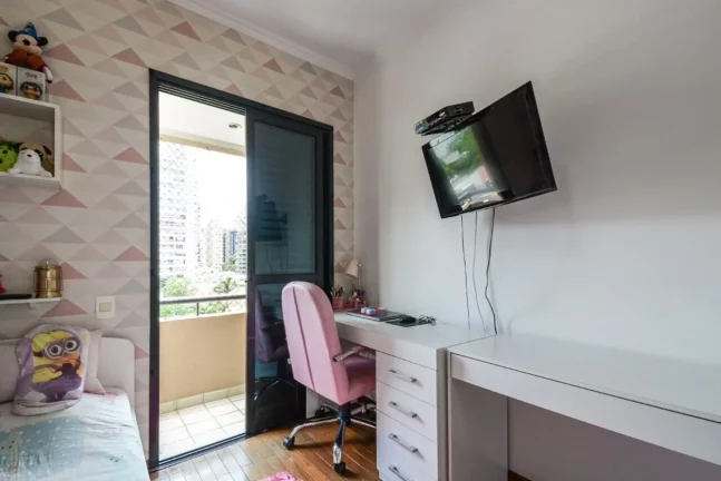 Imagem Apartamento em Pinheiros perto do metrô com 3 quartos (1 suíte ) e 3 vagas, 120m²