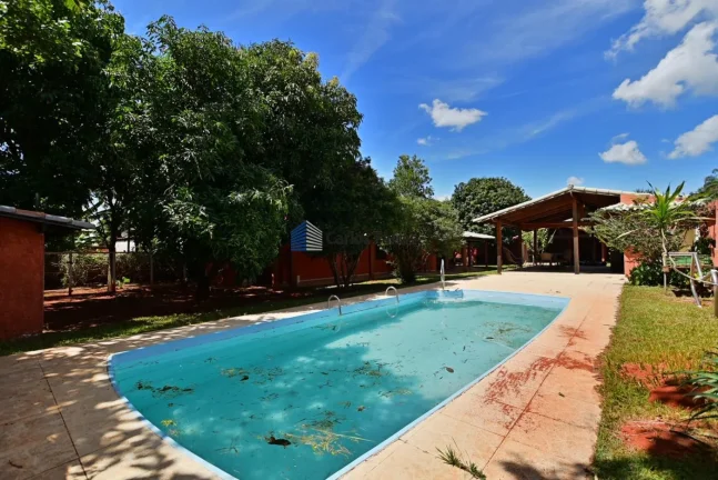 Foto do imóvel: Casa em Condomínio para Venda em Brasília, Setor Habitacional Tororó (Jardim Botânico), 6 dormitórios, 3 suítes, 5 banheiros, 4 vagas
