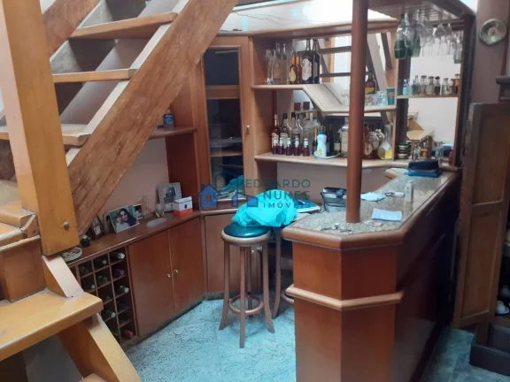 Imagem Casa em ótima localização no Carmo!