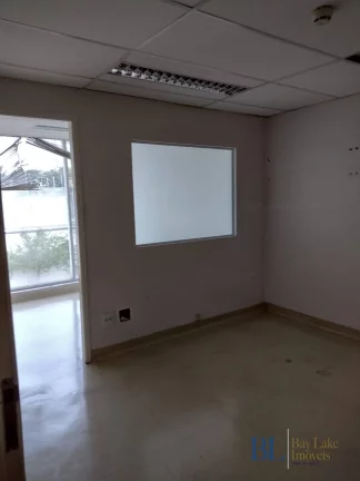 Imagem Prédio Comercical em Moema!! 1700m² Com Estacionamento!! 30 salas