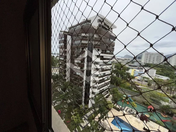 Imagem Apartamento de 3 Quartos para Venda no Rio 2 com 136 m²
