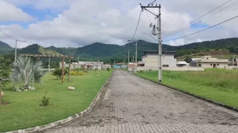 Imagem Casa de condomínio à venda em Maricá, Itapeba, com 2 quartos, 70m2