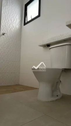 Imagem Village tipo sobrado com 2 suites. 4 banheiros, espaço gourmet para churrasqueira à venda, 89 m² por R$ 810.000 - Boqueirão - Santos/SP