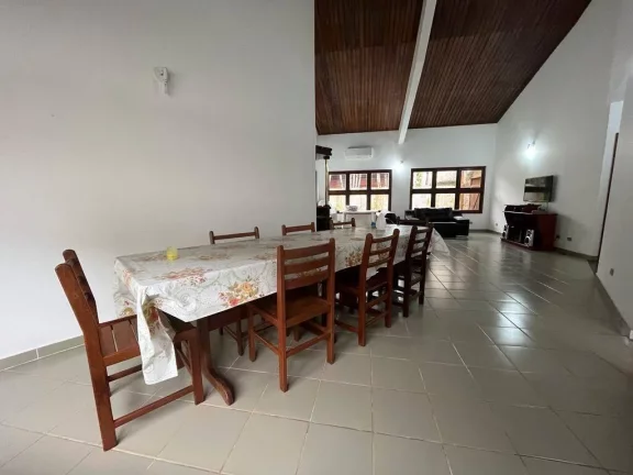 Imagem *Viva o Paraíso na Riviera de São Lourenço! Casa à Venda no Módulo 22*