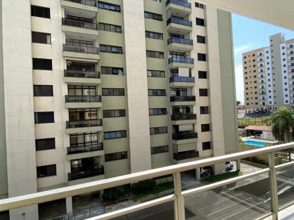 Imagem Amplo apartamento localizado próximo à Avenida Independência, com 132 m² de área útil distribu...