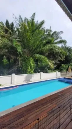 Imagem Imperdível oportunidade de casa em condomínio à venda em Camaçari-BA, Vila de Abrantes. 4 quartos, 4 suítes, 2 salas, 1 banheiro, 4 vagas, 290m²!