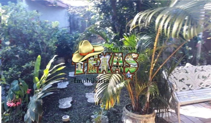 Imagem LINDA CASA COM PISCINA NO GAIVOTA PARA VENDA