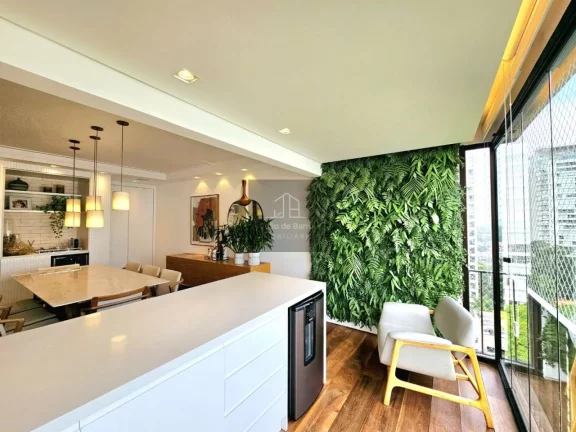 Imagem Reformadíssimo Apartamento com 3 suites 3 vagas Campo Belo