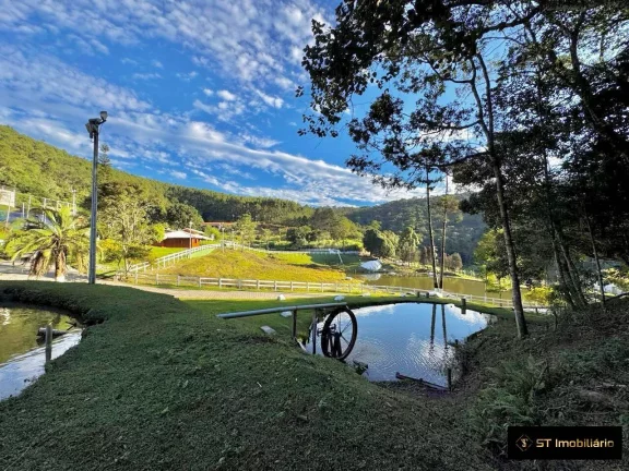 Imagem Lindo Sítio à venda com 91.000m² e 5 Lagos em Nazaré Paulista - 75km de SP!