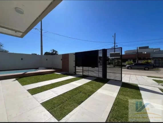 Imagem Sobrado para Venda em Guaratuba, Balneário Eliane, 3 dormitórios, 1 suíte, 2 banheiros, 1 vaga