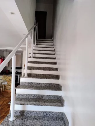 Imagem Vende-se Sobrado no Condomínio Eco Village, Jacaré, Cabreúva