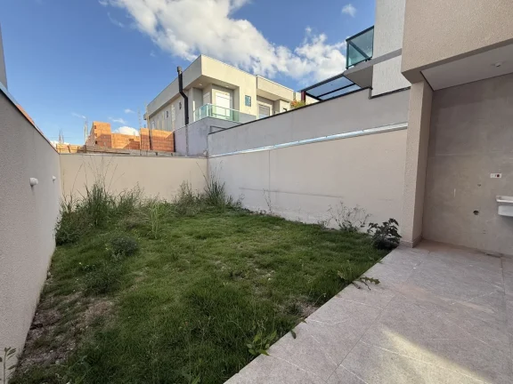 Imagem Casa Nova Jaguari c/ 2 Dormitórios, Quintal Amplo e 2 Vagas