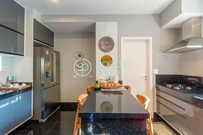 Imagem Apartamento com 154mÂ² no Jardim AmÃ©rica Reformado, modernizado e pronto para morar Living para trÃ...
