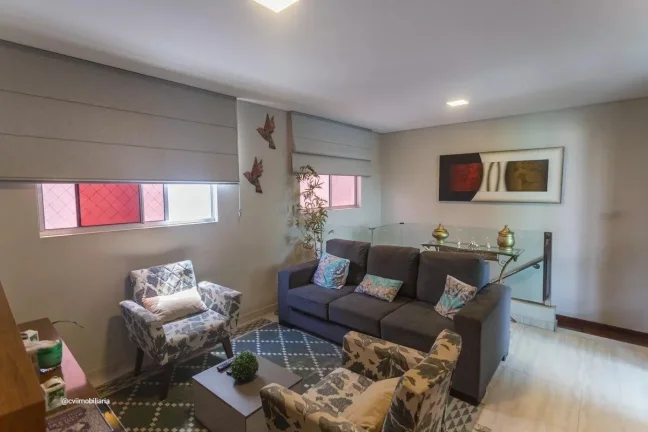 Imagem Localizado no bairro Fernão Dias, este apartamento oferece uma excelente oportunidade para quem bus...