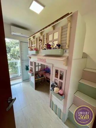 Imagem Lindo e espaçoso sobrado de condomínio