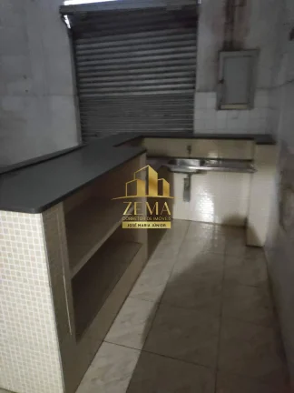 Imagem Salão comercial em esquina, 86m2, 02 wc