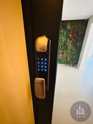 Imagem Apartamento mobiliado com 287 m² a venda por R$ 4.490.000 Alphaville/SP