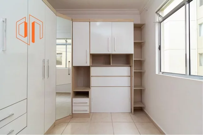Imagem Apartamento para Venda em Curitiba, Santa Cândida, 2 dormitórios, 1 banheiro, 1 vaga