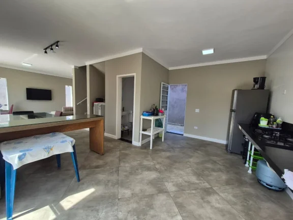 Imagem Casa para Venda em Itanhaém, Cibratel II, 3 dormitórios, 1 suíte, 2 banheiros, 2 vagas