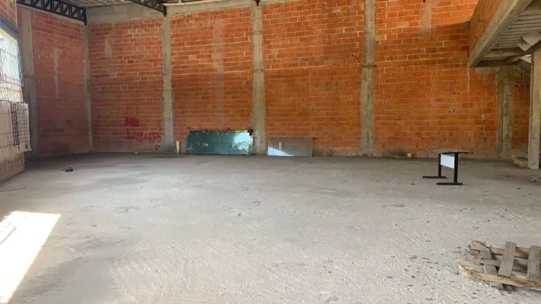 Imagem Galpão para alugar, 450 m² por R$ 22.212,38/mês - Conjunto Alvorada - Poá/SP