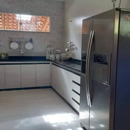 Imagem LINDA CASA COM AREA GOURMET EM BOM JARDIM RJ.