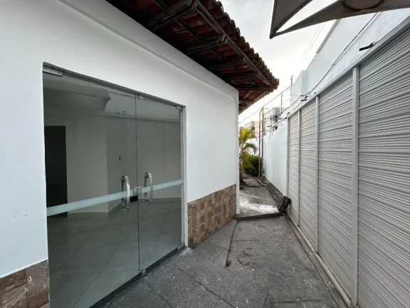 Imagem Casa comercial para locacao na ponta do farol