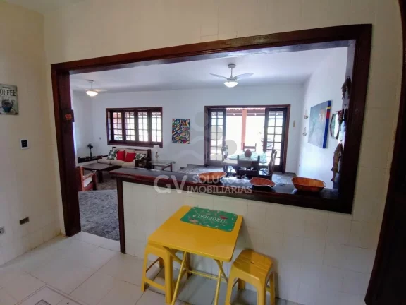Imagem Casa com 3 dormitórios à venda, 187 m² por R$ 2.500.000,00 - Praia Vermelha do Sul - Ubatuba/SP