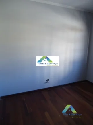Imagem Sobrado comercial com 11 salas, 2 elevadores, cozinha , 6 banheiros, 2 vagas de garagem, portão eletrônico, sistema verisure e câmeras instalado.