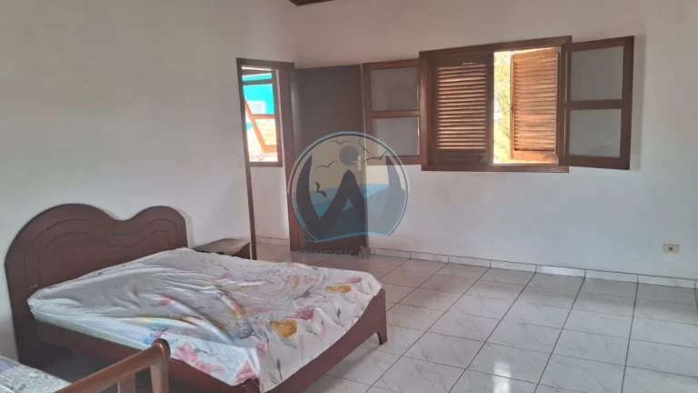 Imagem Imperdível: Casa à venda em Ubatuba-SP, bairro Perequê Açu, 3 quartos, 3 suítes, 1 sala, 3 vagas de garagem, 225m². Venha conferir!