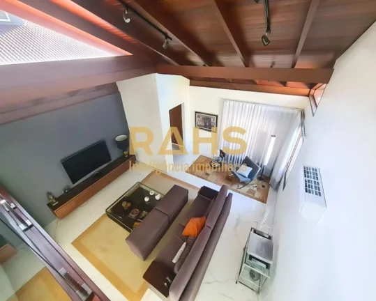 Imagem Casa em Condominio Alto Padrão Projetada pelo Arquiteto Mauricio Ribeiro Em local alto do condomín...