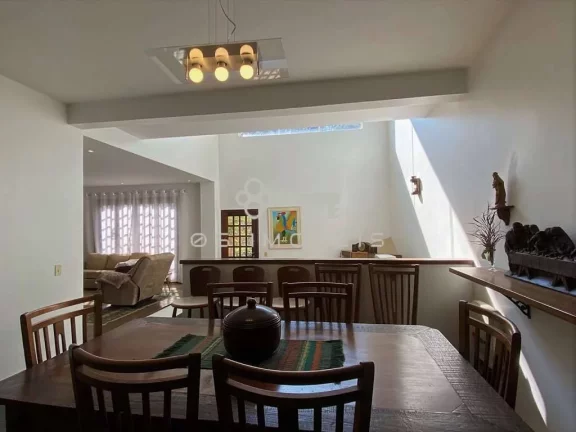 Imagem Casa na Condomínio São Paulo II com salão gourmet. Rua tranquila sem saída!