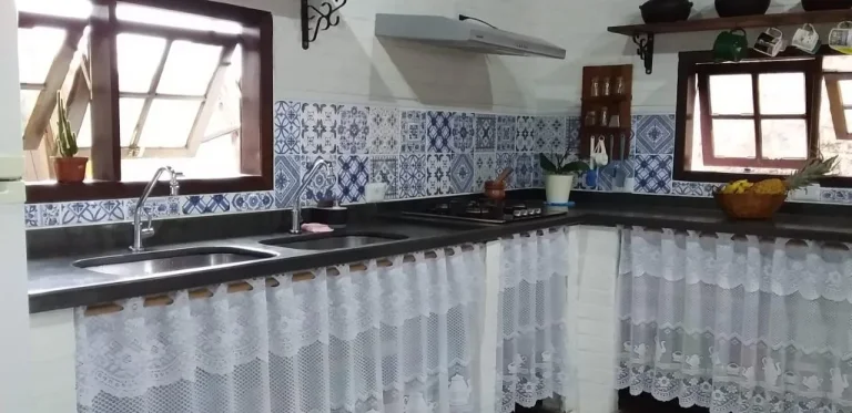 Imagem Casa em Condomínio para Venda em Rio de Janeiro, Campo Grande, 4 dormitórios, 1 suíte, 2 banheiros, 1 vaga