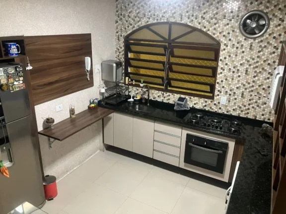 Imagem Sobrado com 3 dormitórios à venda, 151 m² por R$ 550.000,00 - Vila Amélia - Poá/SP