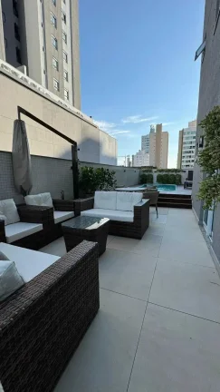 Imagem Apartamento com 1 suíte master e 1 demi próximo ao passeio São Miguel em Balneário Camboriú