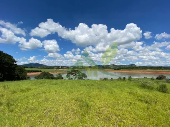 Imagem Sítio na represa com 22 mil metros em Piracaia