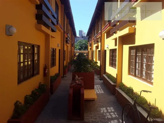 Imagem Casas no Litoral para venda em Guarujá no bairro Jardim Vitória