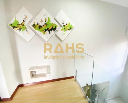 Imagem CASA NO VILA NOVA, PRÓXIMO A RUA XV DE NOVEMBR0 Excelente Sobrado, no Bairro Vila Nova, com 238 m2 ...